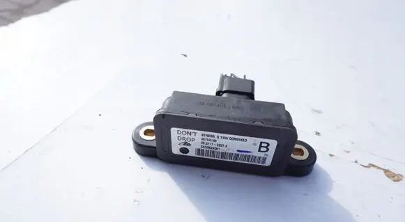 Peugeot 4007 ESP acceleration yaw rate sensor 4670A148