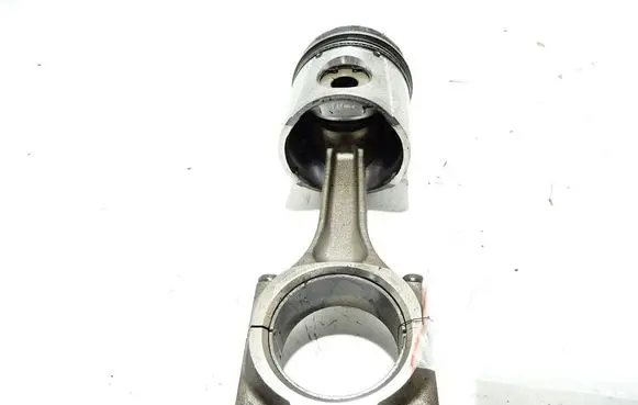 Acura CL II Piston with connecting rod 