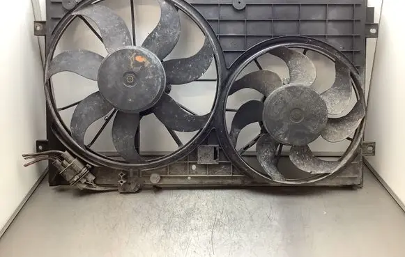 Audi A3 S3 8P Electric radiator cooling fan 1K0121207T