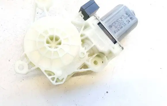 Cupra Born Front door window regulator motor 4k0959811a e21025-100