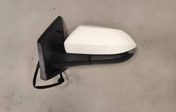 Toyota Yaris XP210 Front door electric wing mirror YARISIVLUSTERKO