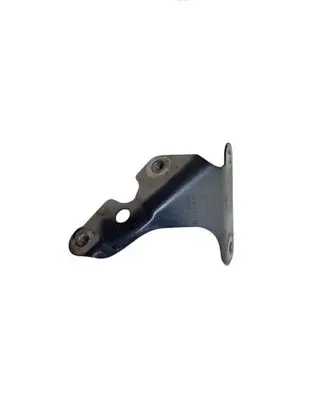 Audi Q7 4L Fender mounting bracket 4L0821136