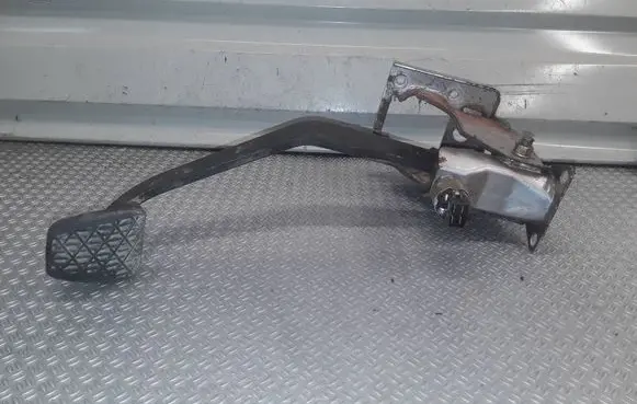 SsangYong Kyron Brake pedal 