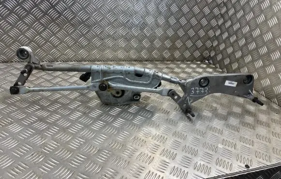 Mercedes-Benz GLE (W166 - C292) Front wiper linkage A1668202840