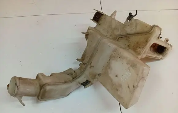 Volkswagen PASSAT B6 Windshield washer fluid reservoir/tank 3C0955453