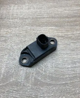 Mercedes-Benz S W220 Airbag deployment crash/impact sensor 0025426918