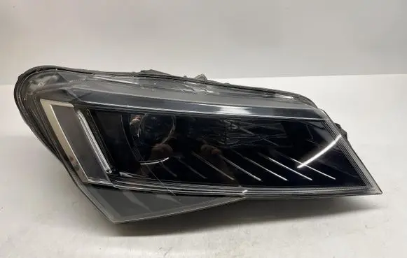 Skoda Superb B5 (3U) Headlight/headlamp 3V1941016A