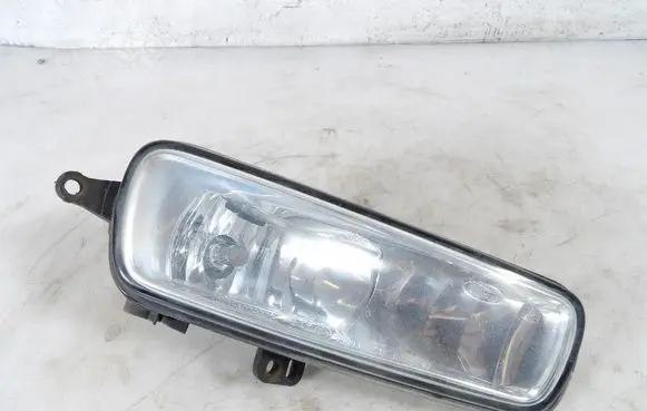 Ford Focus Front fog light 90041467