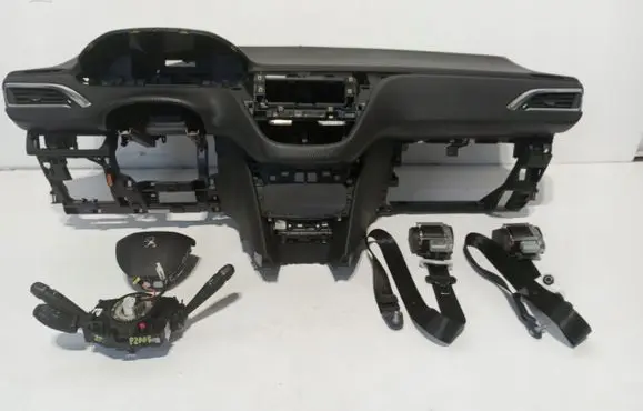 Peugeot 2008 I Radio/GPS head unit trim 