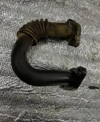 Volkswagen Caddy EGR valve line/pipe/hose