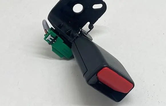 Volvo S60 Rear seatbelt buckle 31462761 S8GCD 2019061715