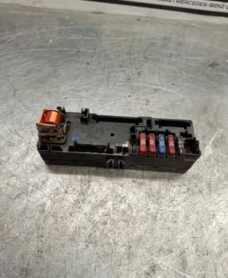 Mercedes-Benz E W210 Fuse module A0005400172