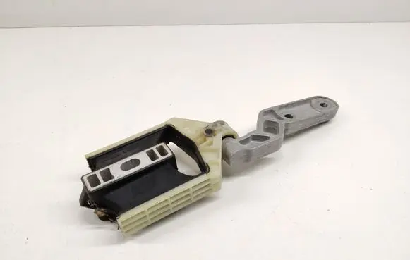 Volvo V60 Engine mount bracket 31480554