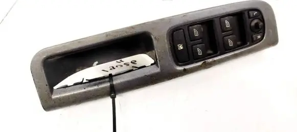Volvo V50 Electric window control switch 30710787 03451100