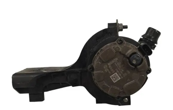 BMW X3 G01 Water pump 8651288 7935181