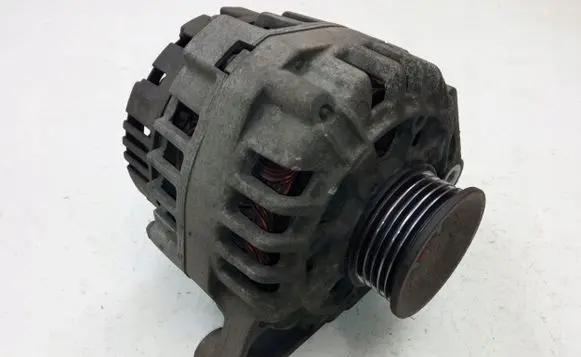 Volkswagen PASSAT B5.5 Generator/alternator