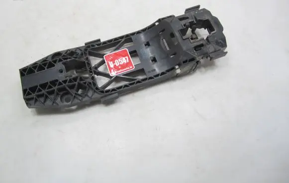 Volkswagen Golf VII Rear door exterior handle/bracket 5N0839885H 153514203