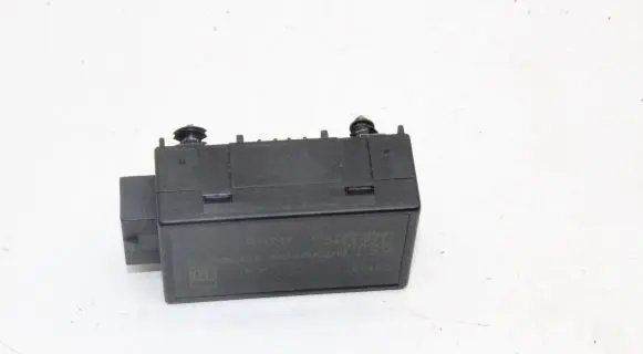 Ford Kuga I Seat heating relay 11002298C