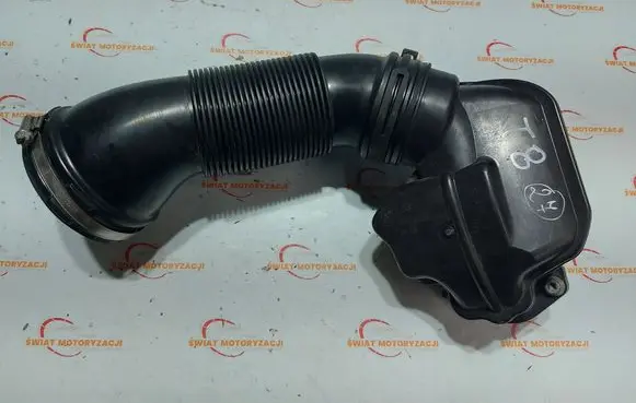 Audi Q3 F3 Air intake duct part 05E129654R