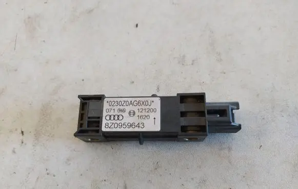 Audi A2 Airbag deployment crash/impact sensor 8Z0959643