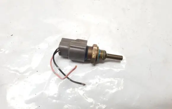 Nissan Note (E11) Coolant temperature sensor A27-621