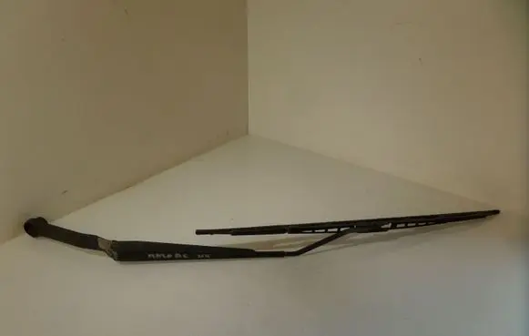 Mazda 6 Windshield/front glass wiper blade 