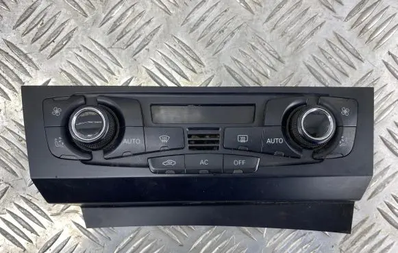 Audi A5 8T 8F Climate control unit 8T2820043M