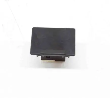 Nissan Leaf I (ZE0) AUX in-socket connector GT10B