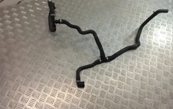 BMW X1 F48 F49 Engine coolant pipe/hose 9250564