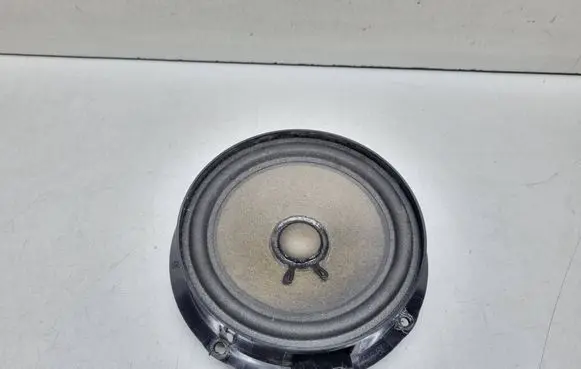 Skoda Octavia Mk2 (1Z) Front door speaker 1Z0035441C