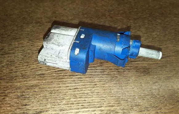 Ford Focus Brake pedal sensor switch 3M5T9C872AC