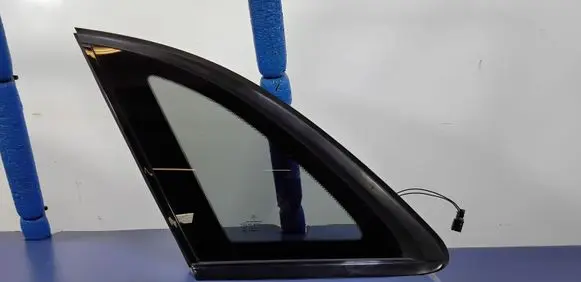 Mercedes-Benz B W246 W242 Rear side window