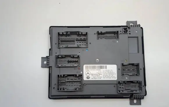 Mercedes-Benz C W206 Central body control module A2069001124 5DK01696887 A2069013512