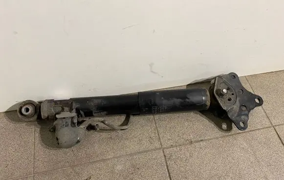 Lexus RX 450H Rear shock absorber/damper 4853048392 0905527
