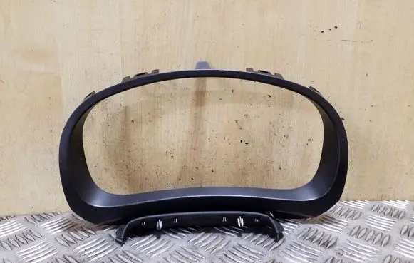Dashboard trim