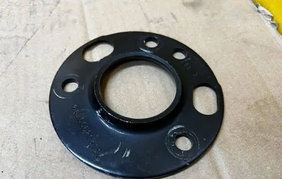 Mercedes-Benz GLS X166 Coil spring mount A1666263116