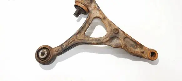 Volvo XC90 Front lower control arm/wishbone