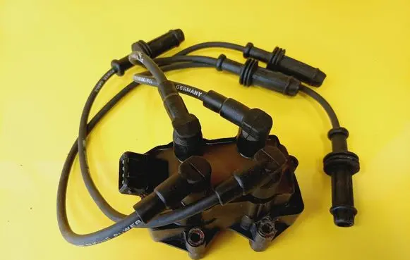 Peugeot 106 High voltage ignition coil 2526039A