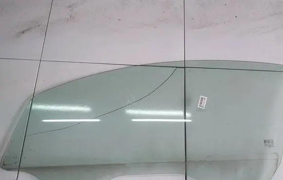 Opel Corsa D Front door window glass four-door AS2