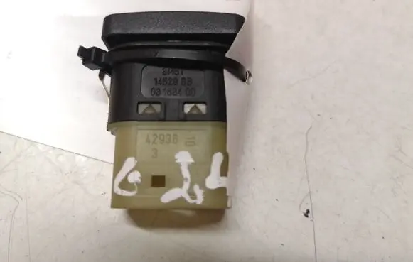Ford Focus Electric window control switch 3M5T14529BB 5808X