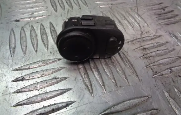 Opel Agila A Wing mirror switch