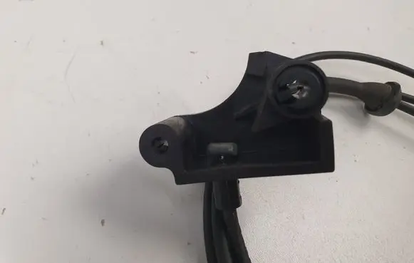 Chrysler Sebring (JS) Engine bonnet/hood lock release cable 