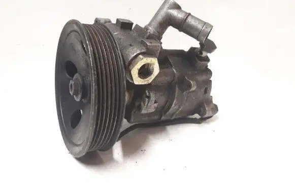 Mercedes-Benz E W210 Power steering pump 2107626