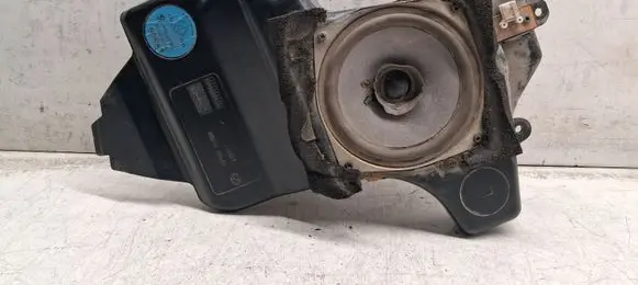 BMW 5 E39 Rear door speaker 65138360787