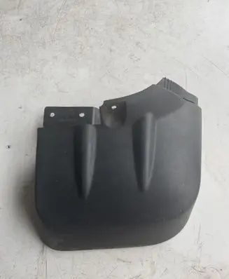 Mitsubishi L200 Rear mudguard MN117454