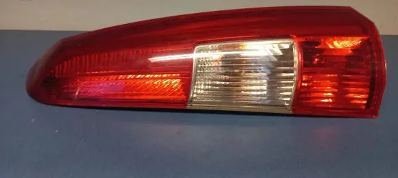 Volvo V70 Rear/tail lights 152844