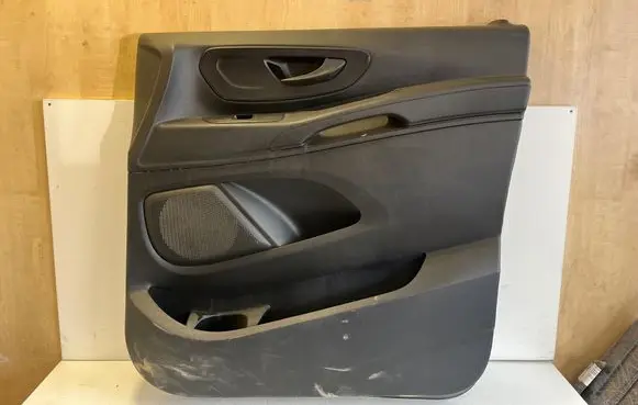 Mercedes-Benz Vito Viano W447 Front door card panel trim A447727XXXX
