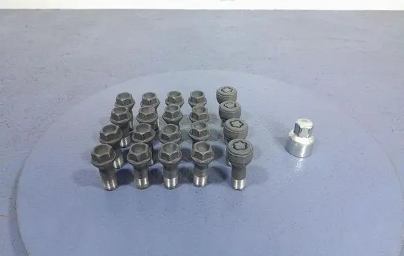 BMW X4 F26 Nuts/bolts 
