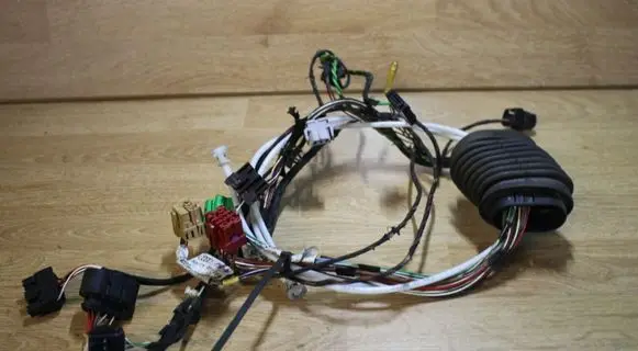 Audi A4 S4 B5 8D Front door wiring loom/harness boot 8D1971663AM