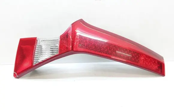 Volvo V70 Tailgate rear/tail lights